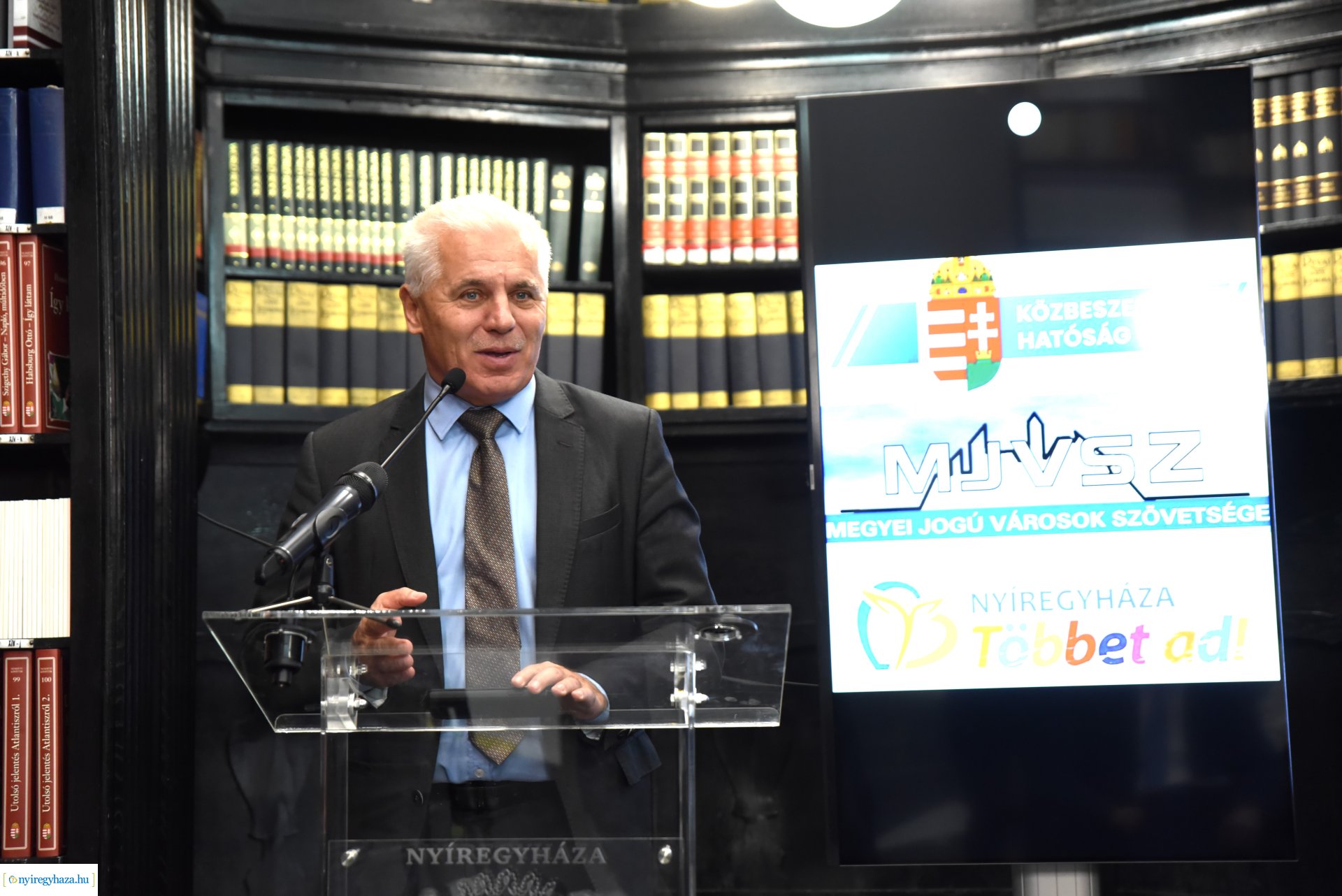 MJVSZ szakmai tanácskozás sajtótájékoztató