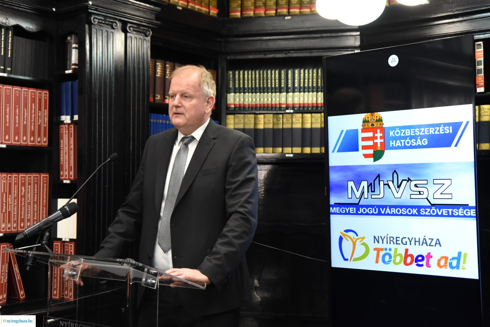 MJVSZ szakmai tanácskozás sajtótájékoztató