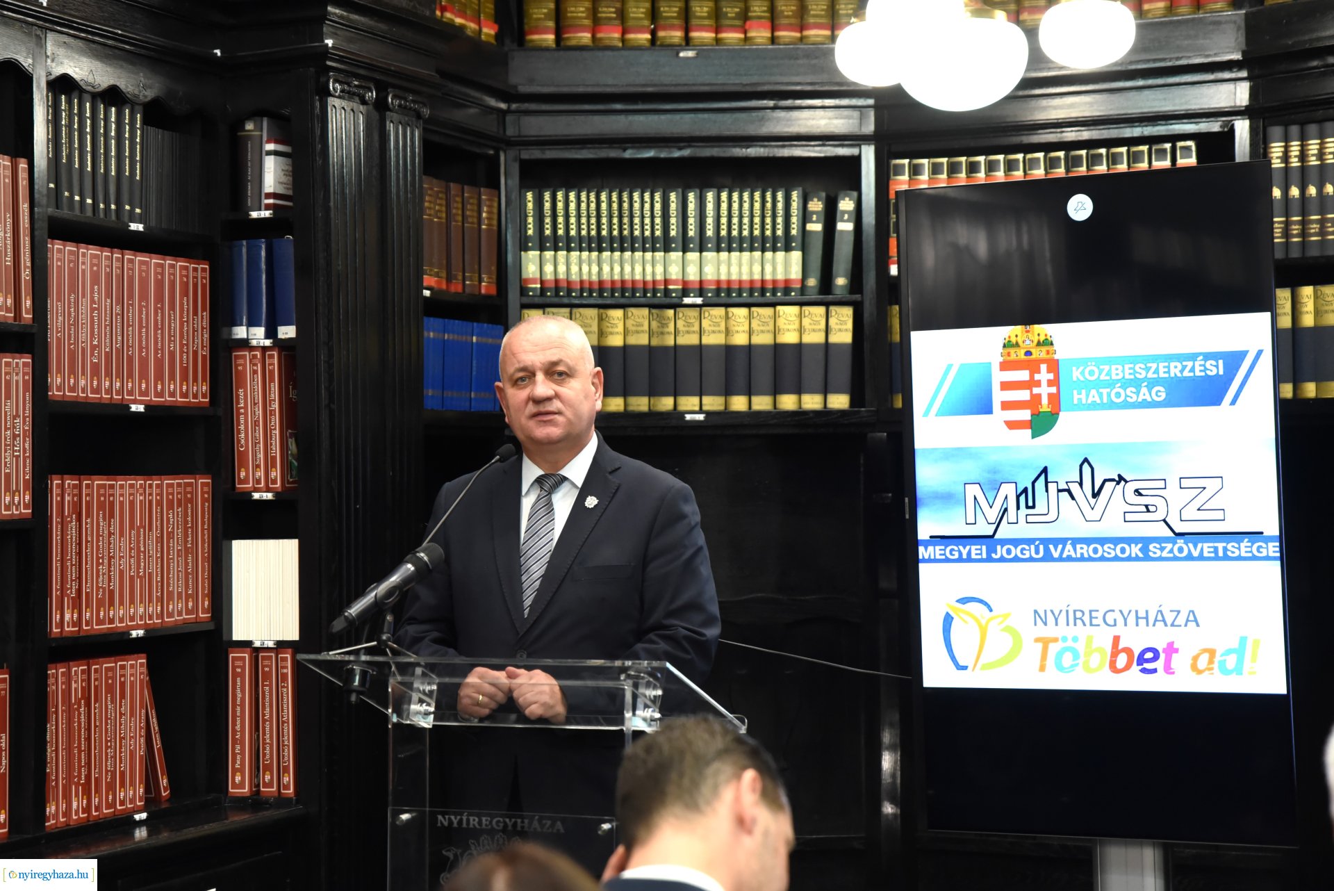 MJVSZ szakmai tanácskozás sajtótájékoztató