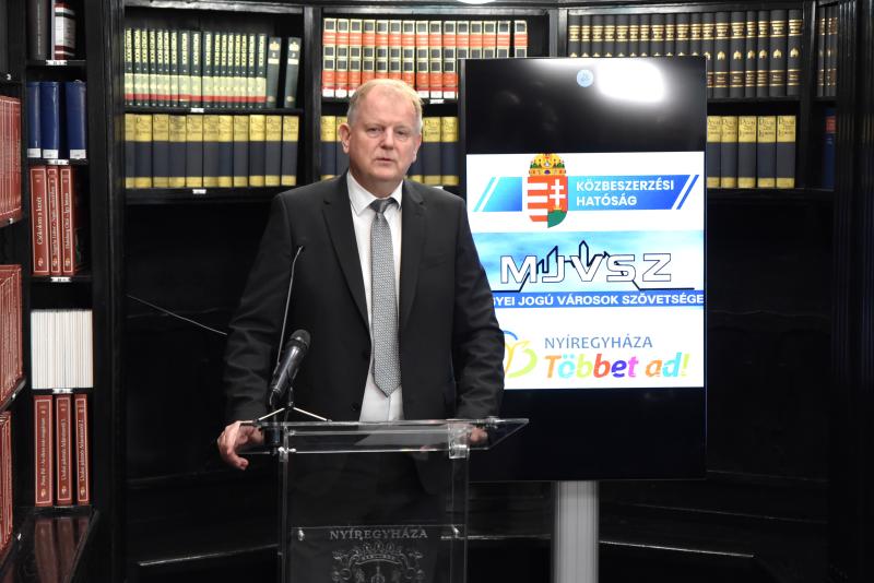 MJVSZ szakmai tanácskozás sajtótájékoztató