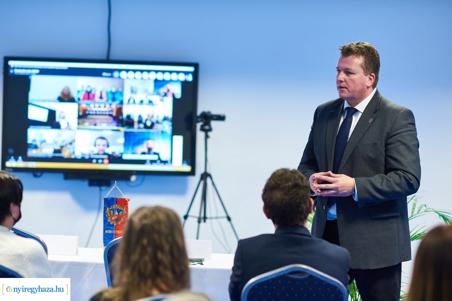 MKN 2021 online ünnepség közvetítés