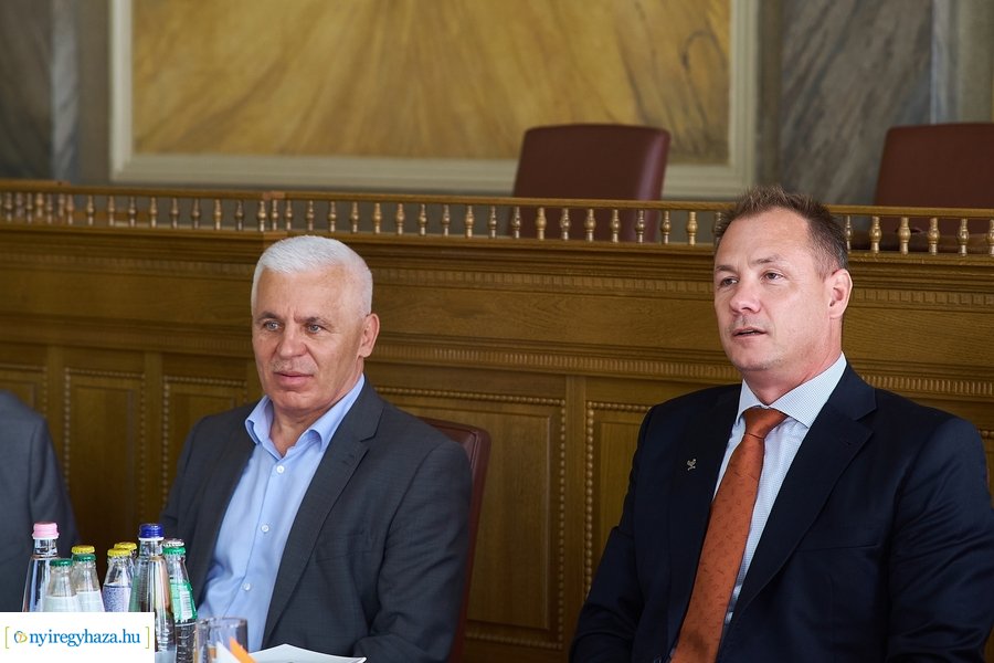 MOB ülés Nyíregyházán