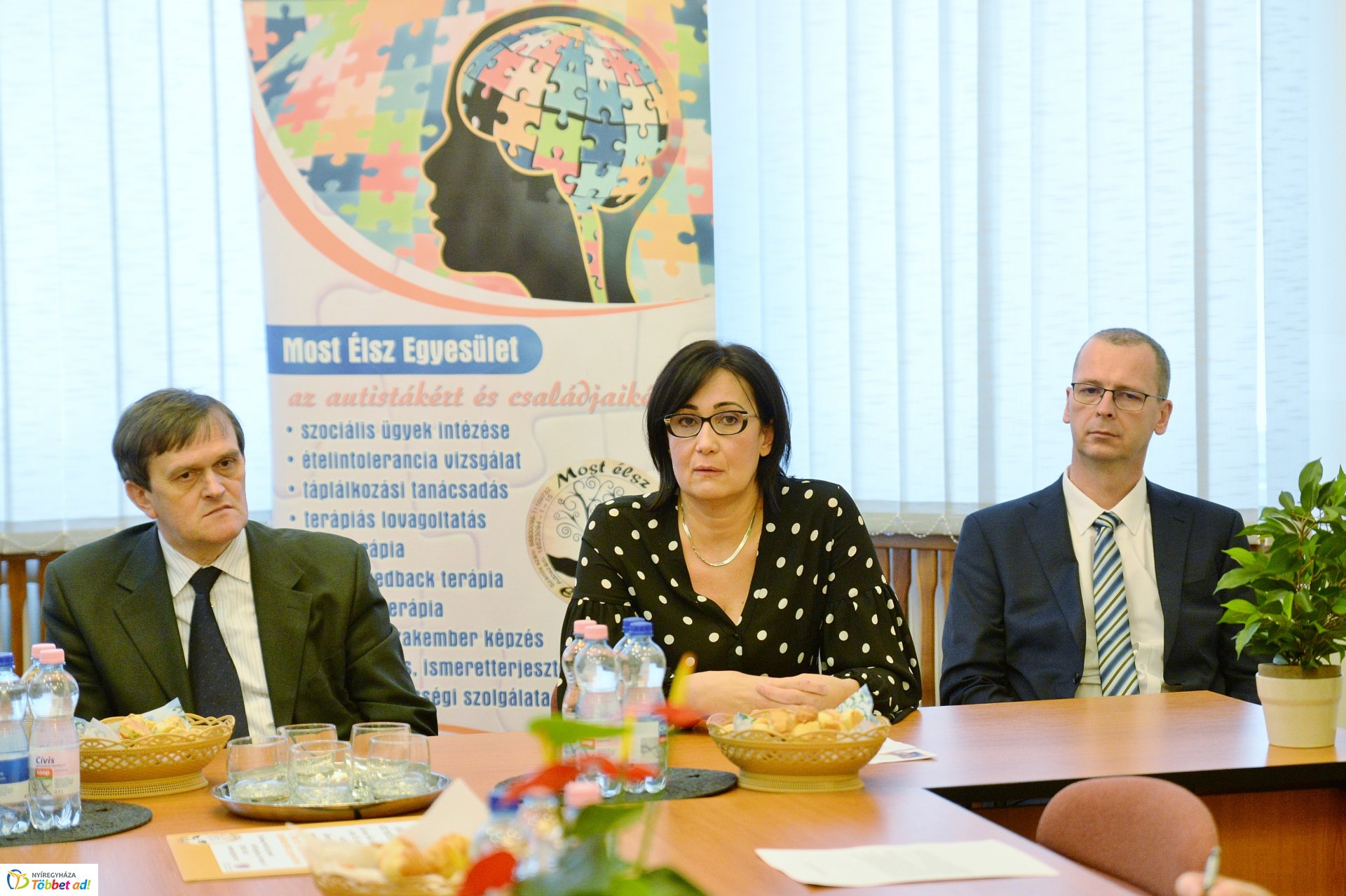 Most Élsz kártya ünnepélyes átadása