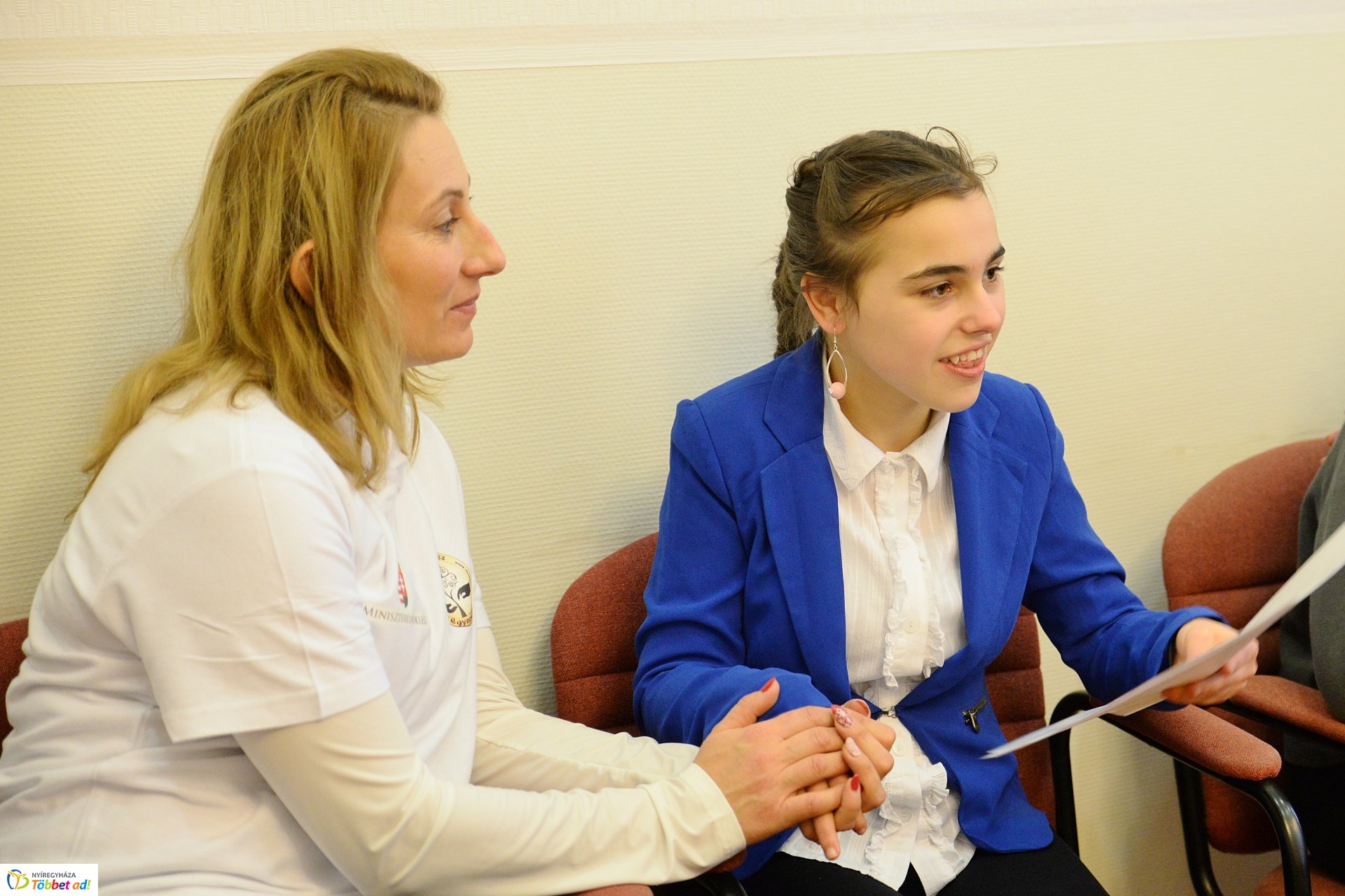 Most Élsz kártya ünnepélyes átadása