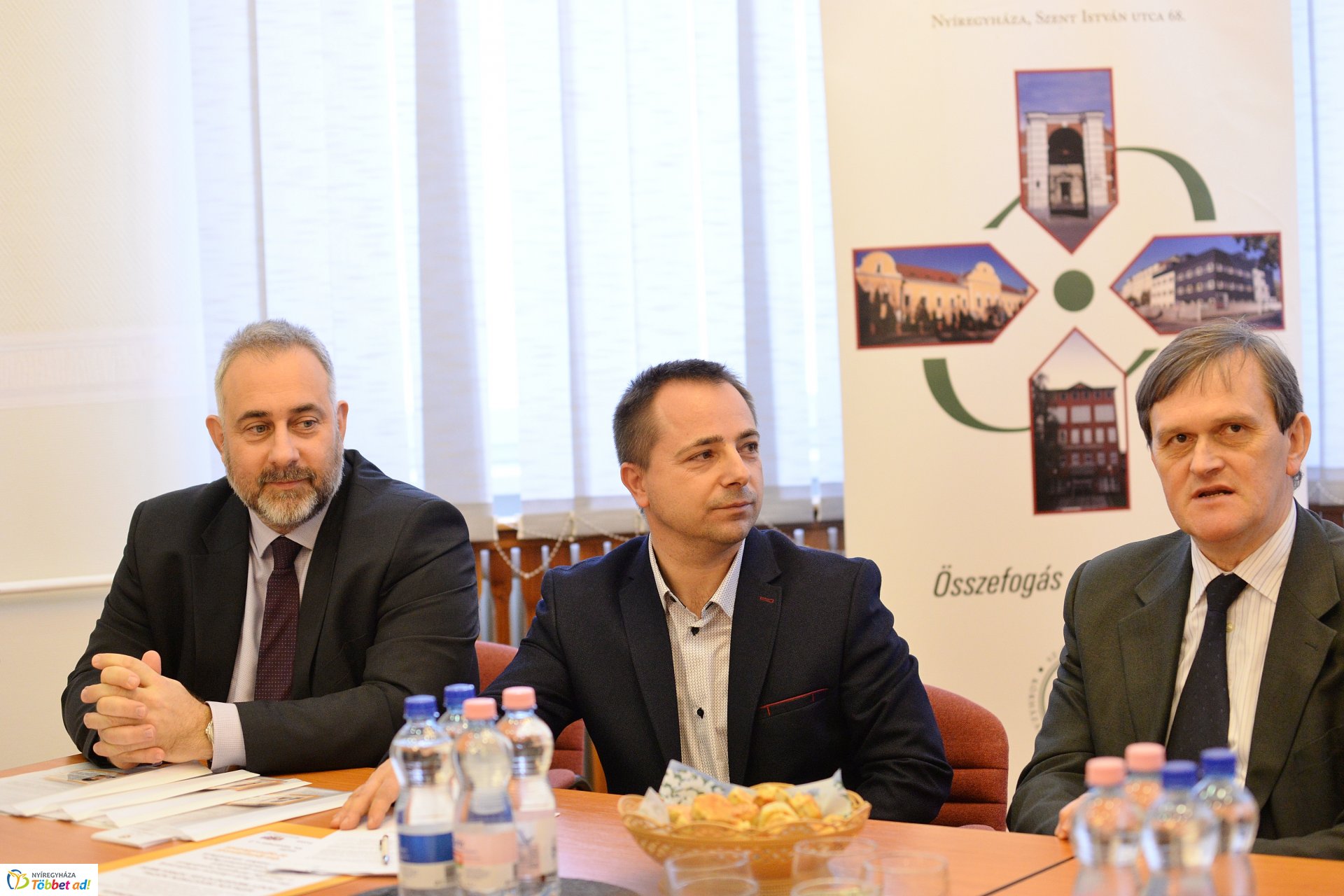 Most Élsz kártya ünnepélyes átadása