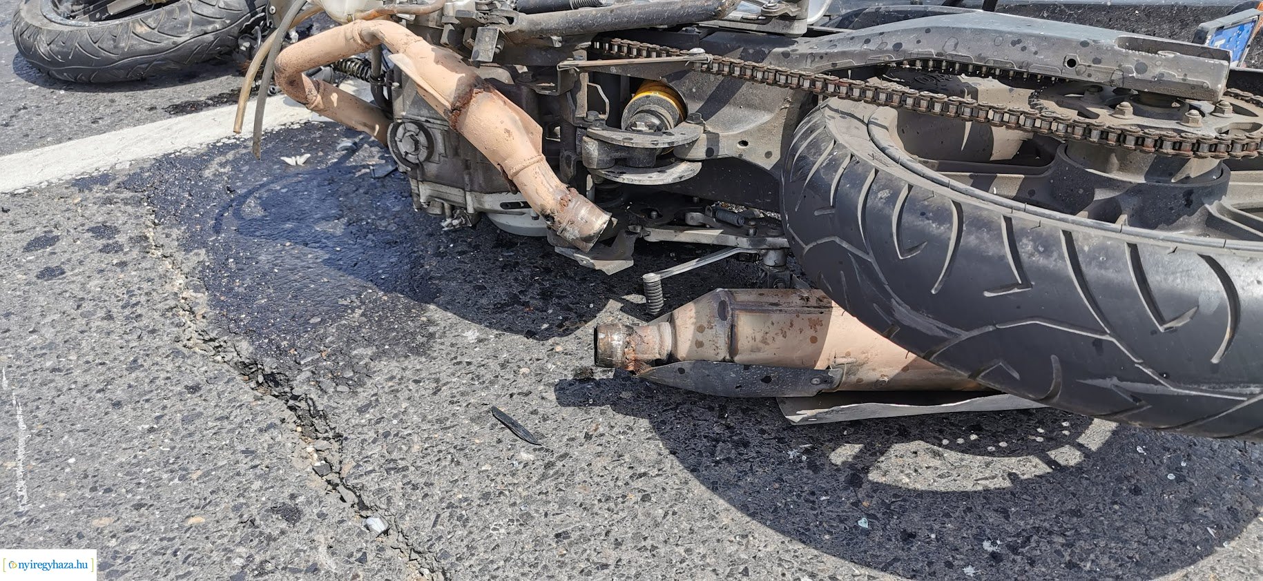 Motoros baleset a 36-os főútvonalon