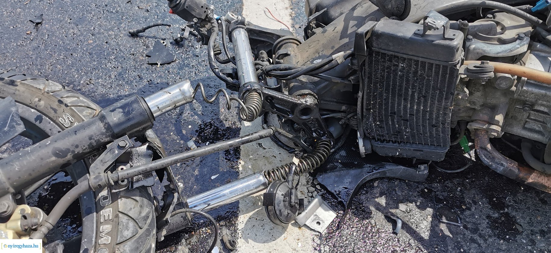 Motoros baleset a 36-os főútvonalon