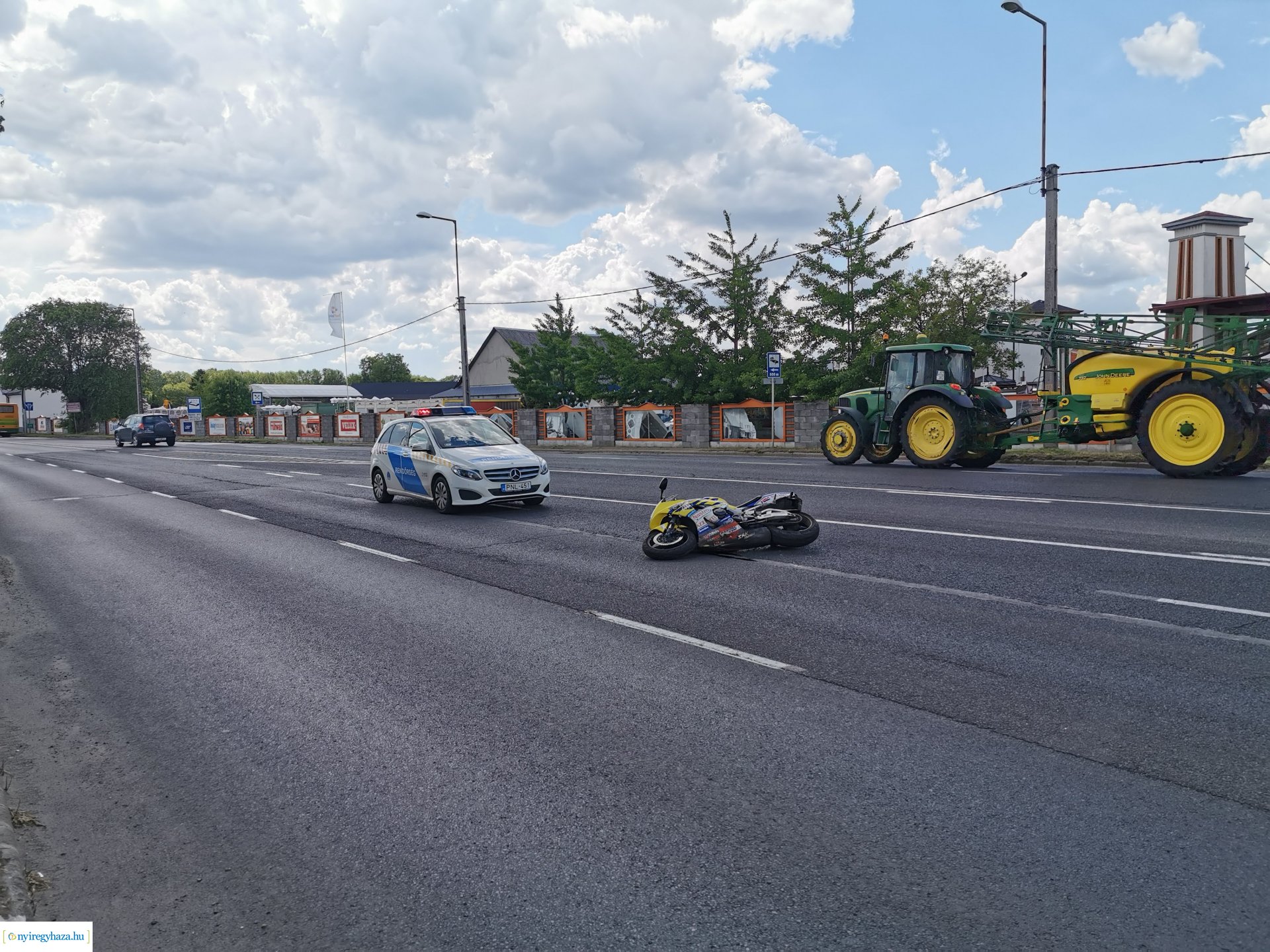 Motoros baleset a Pazonyi úton