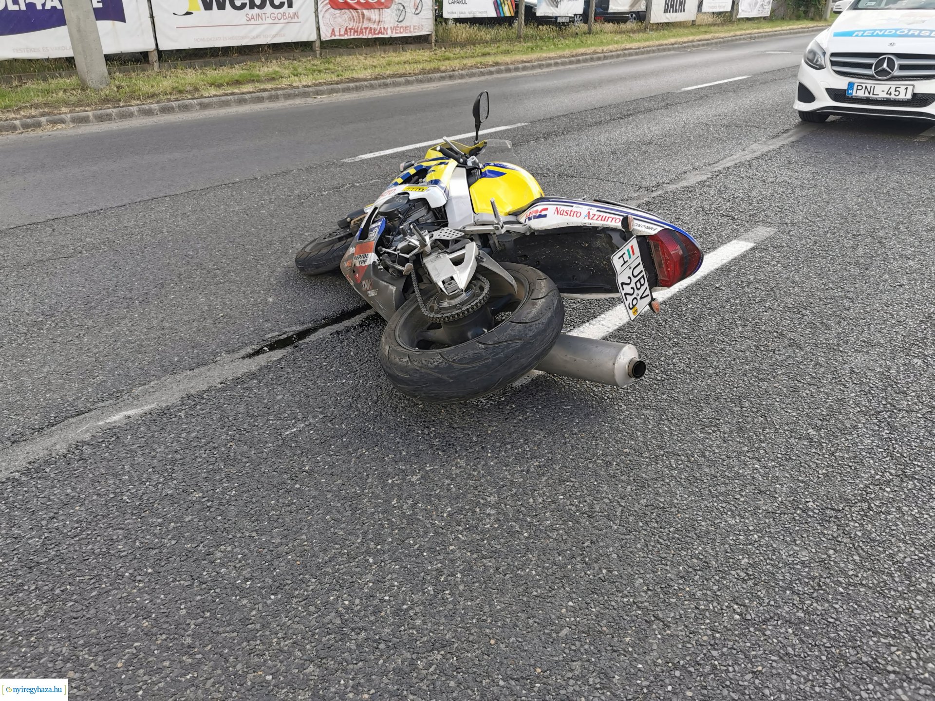 Motoros baleset a Pazonyi úton