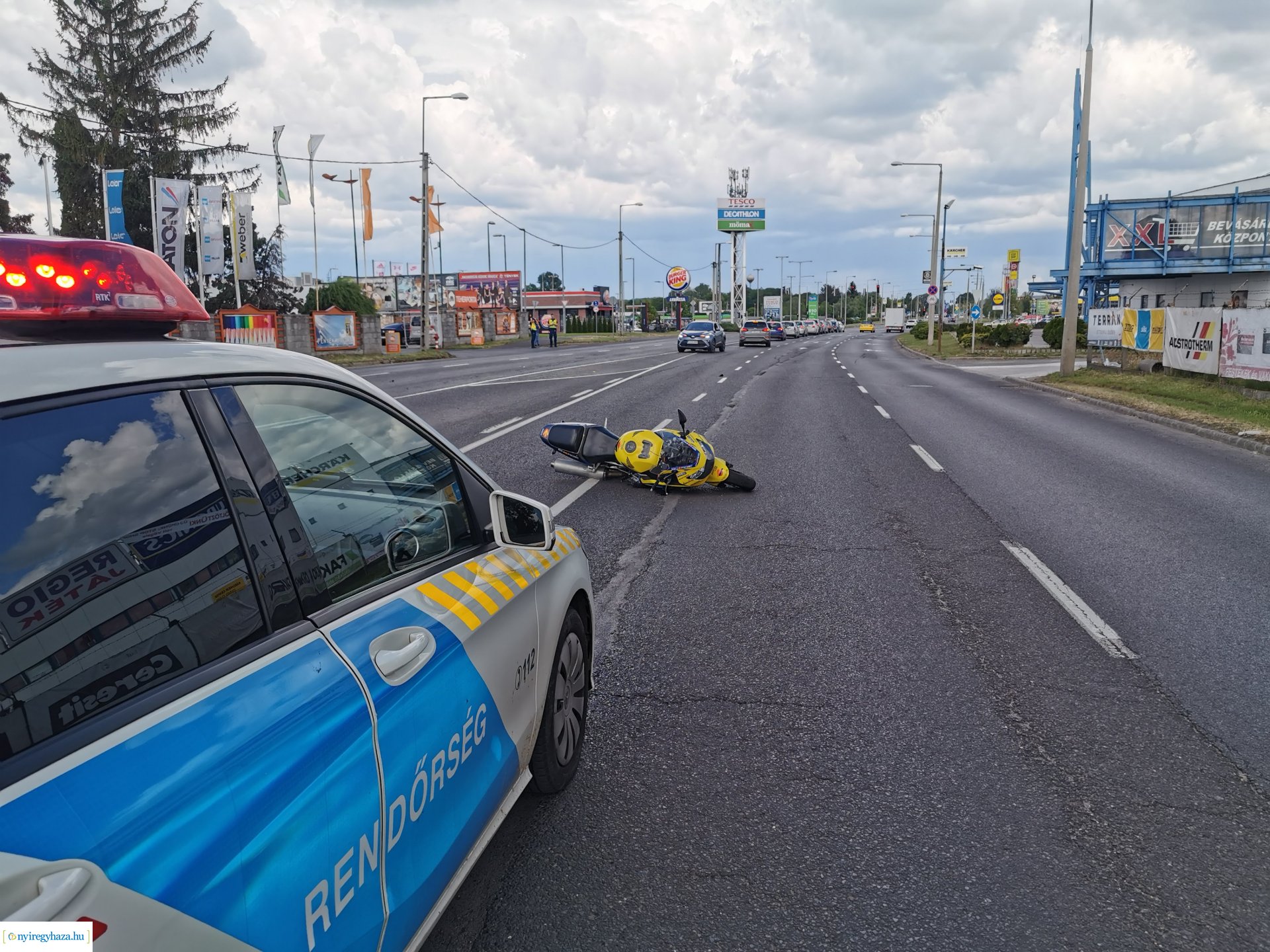 Motoros baleset a Pazonyi úton