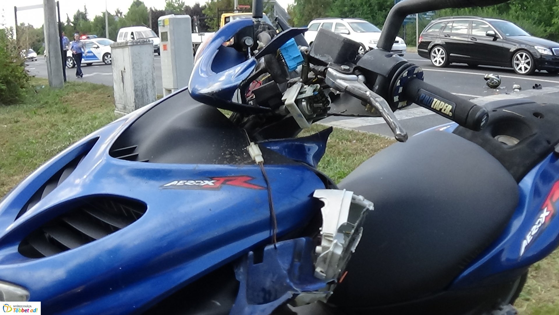 Motoros baleset az Orosi úton