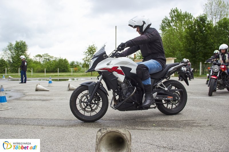 Motoros közlekedésbiztonsági gyakorlat