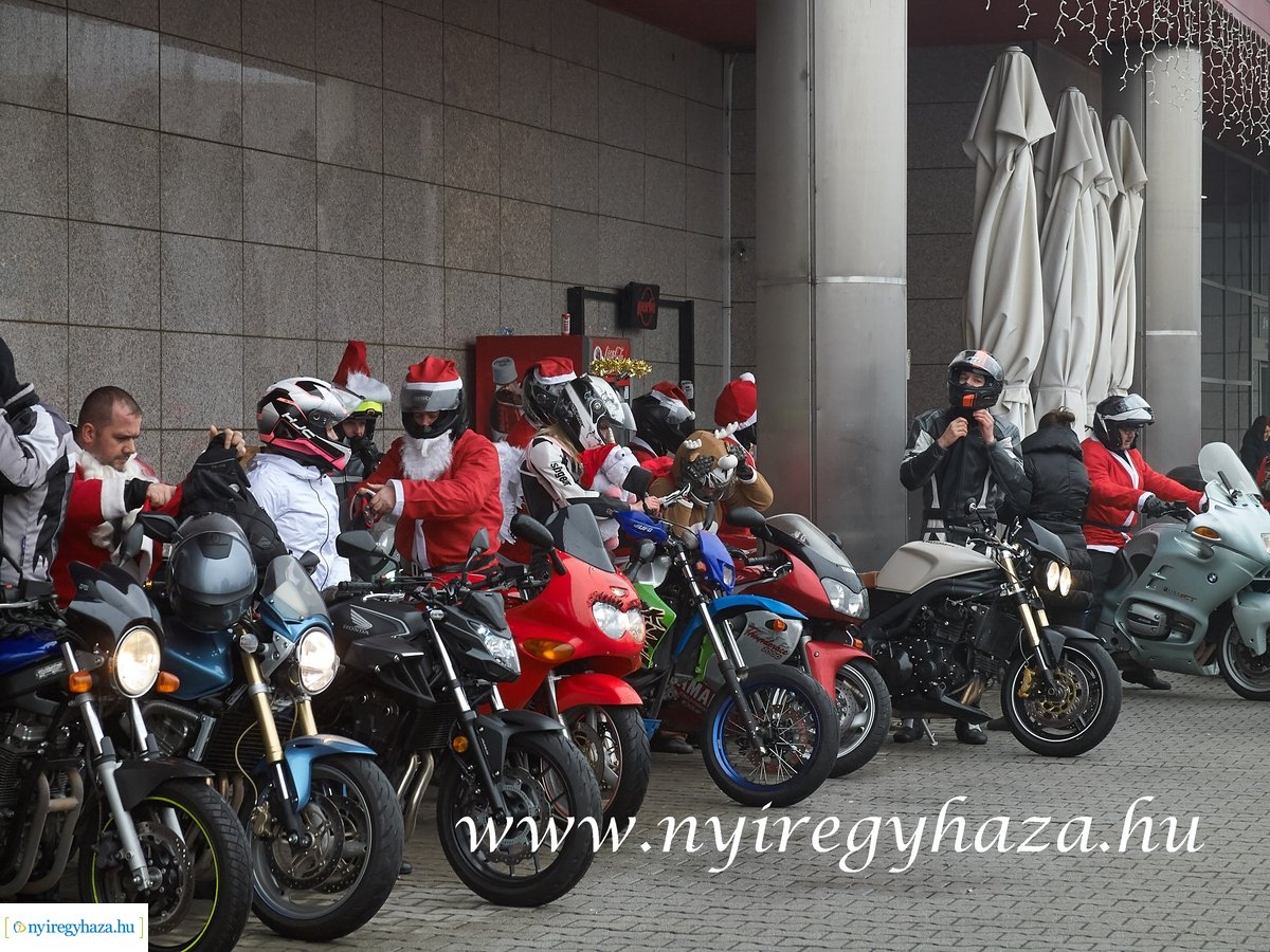 Motoros Mikulások 2019