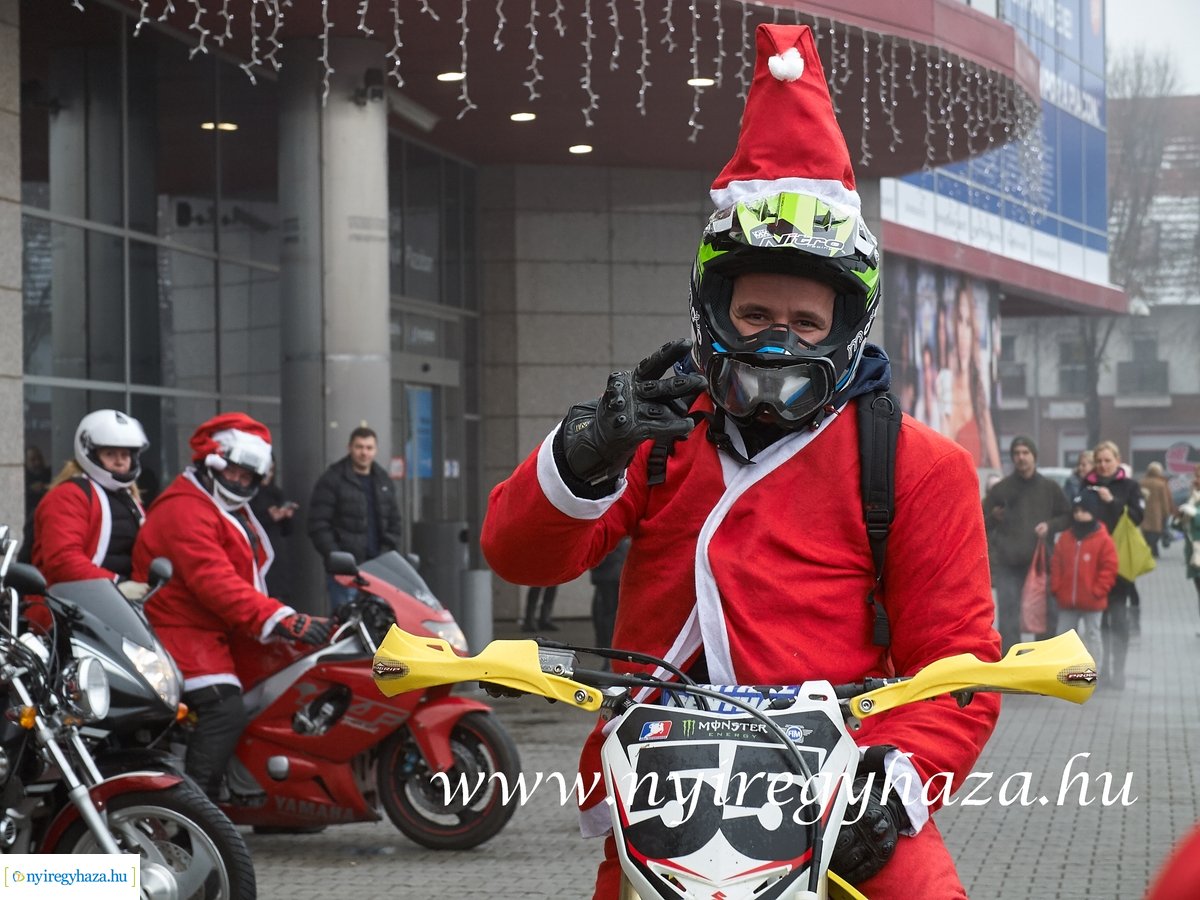 Motoros Mikulások 2019