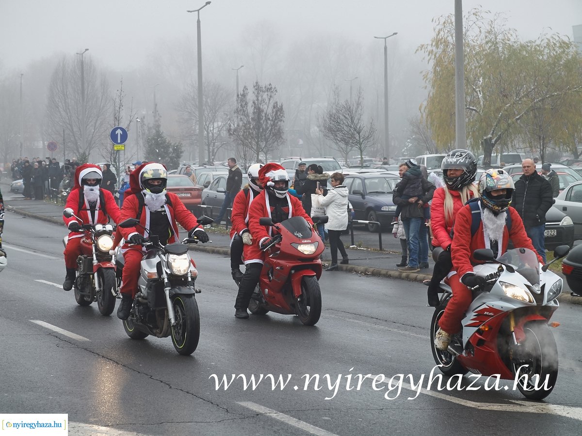Motoros Mikulások 2019
