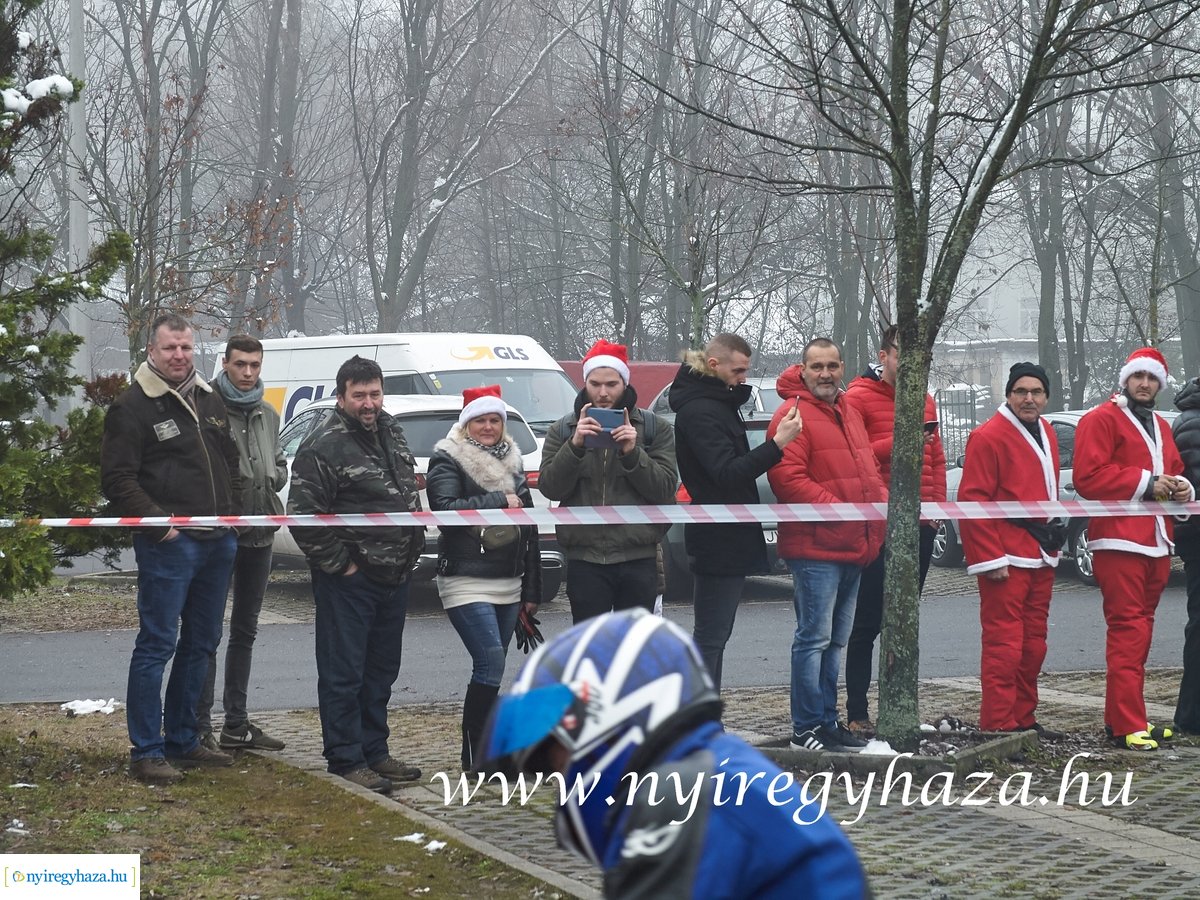 Motoros Mikulások 2019