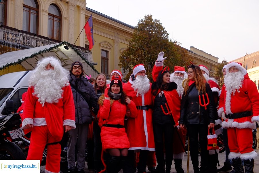 Motoros Mikulások 2023