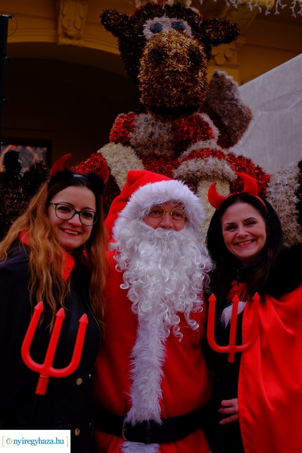 Motoros Mikulások 2023