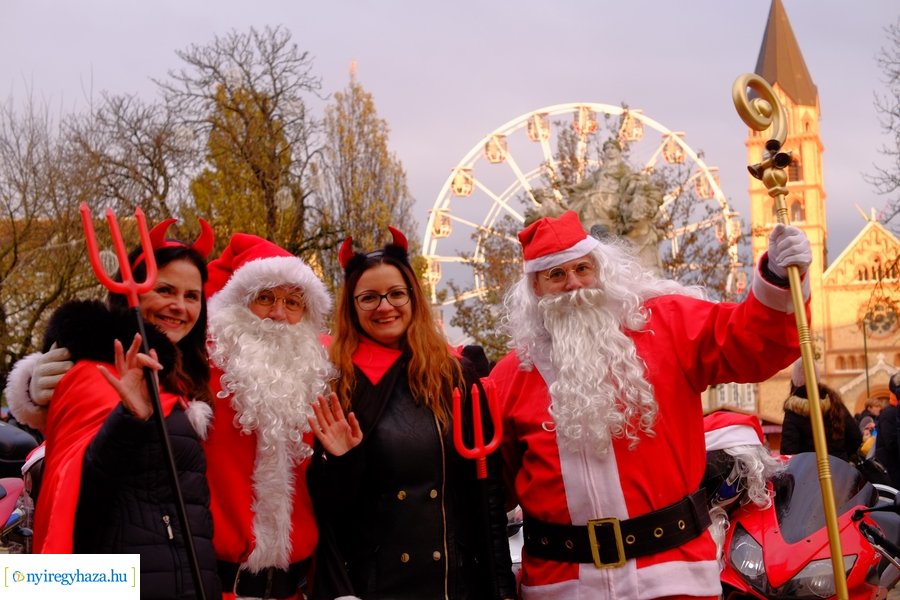 Motoros Mikulások 2023