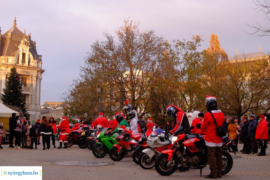 Motoros Mikulások 2023