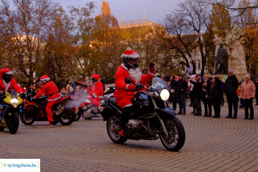 Motoros Mikulások 2023