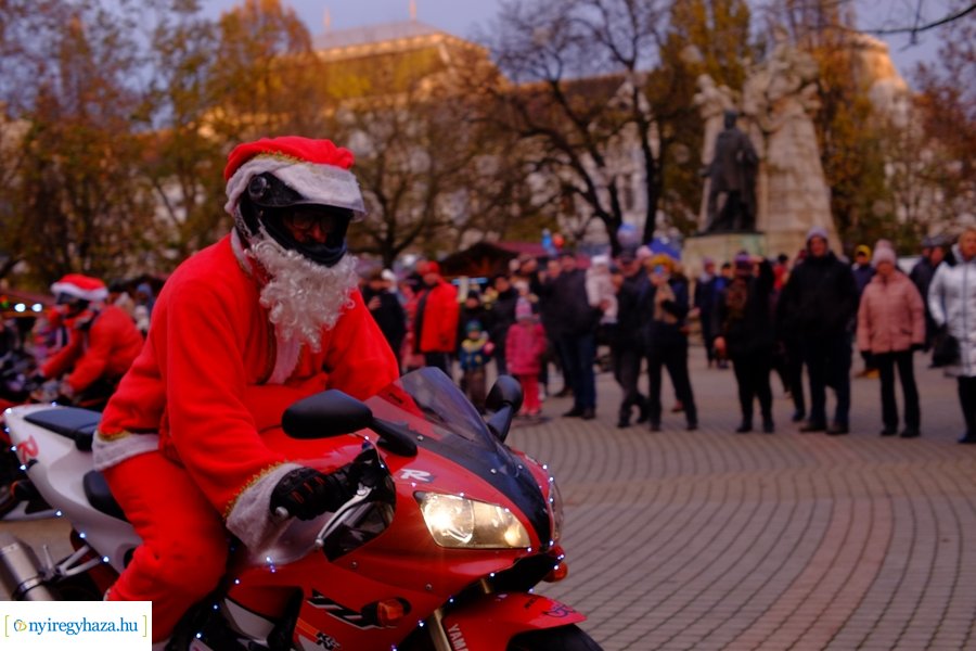 Motoros Mikulások 2023