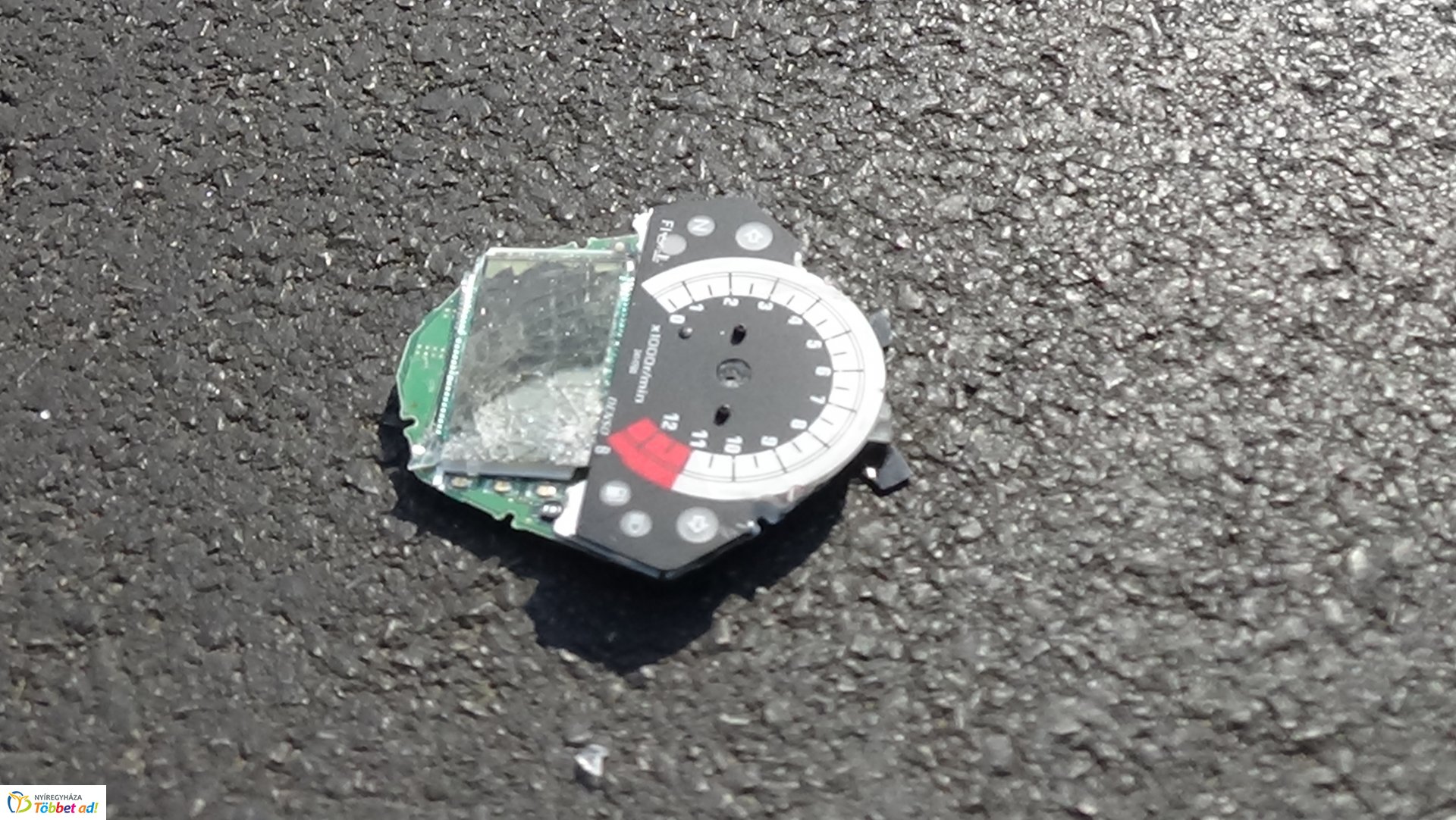 Motorost gázoltak a Kosbor utcán