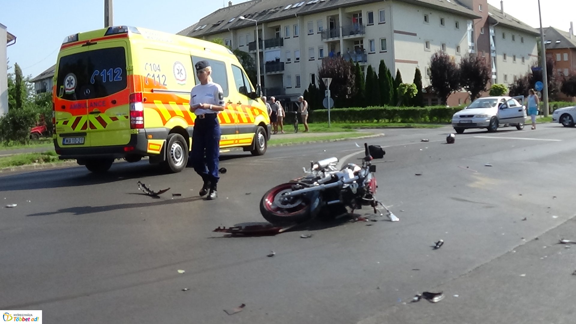 Motorost gázoltak a Kosbor utcán