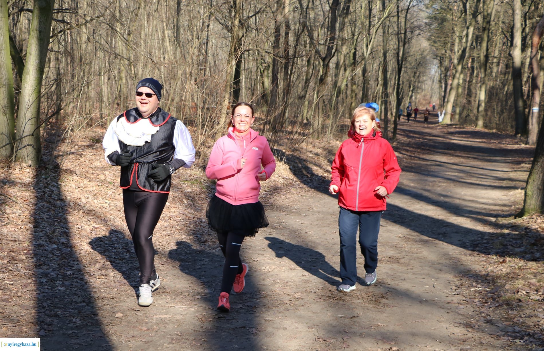 Mozaik Med farsangi futás