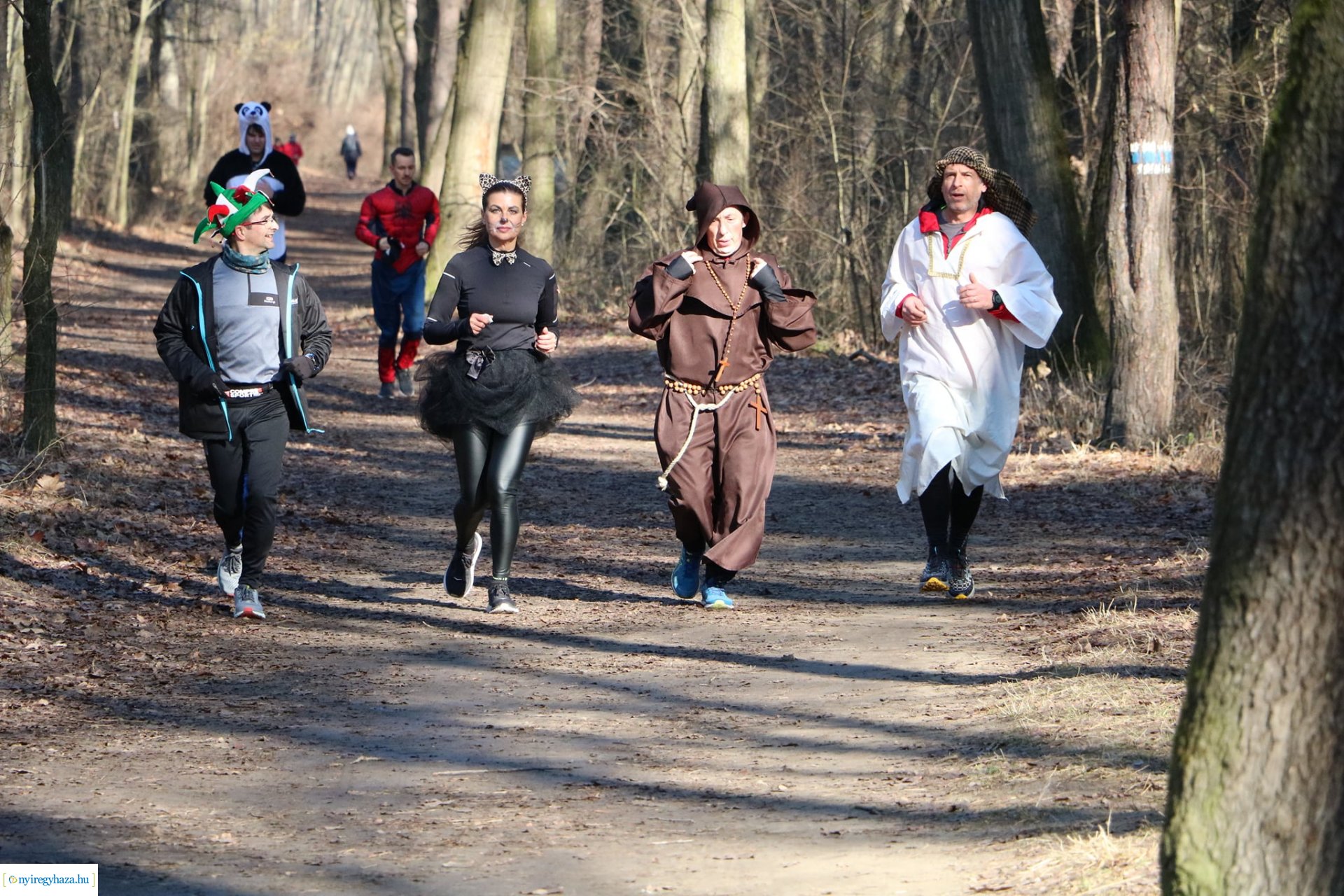 Mozaik Med farsangi futás