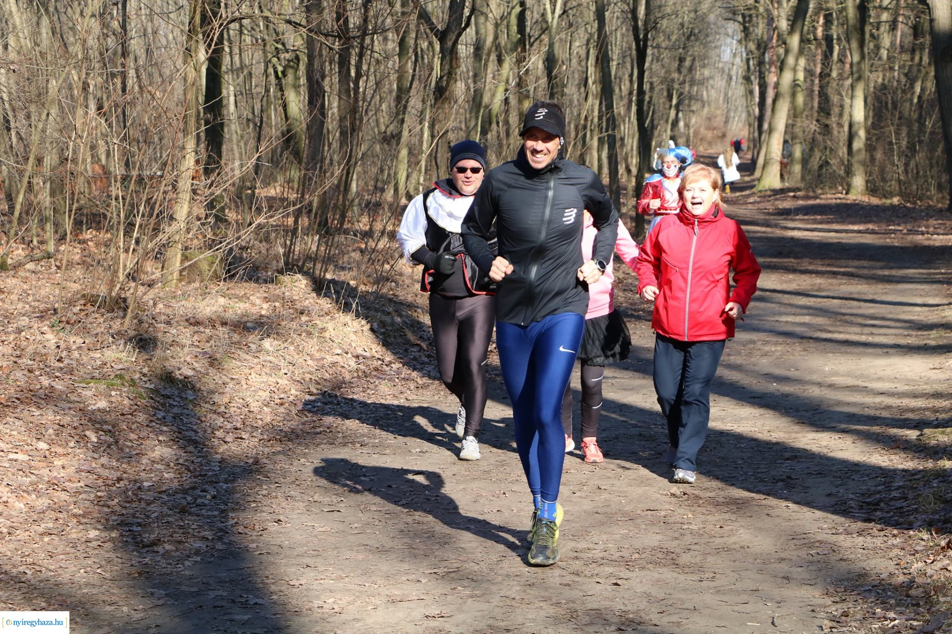 Mozaik Med farsangi futás