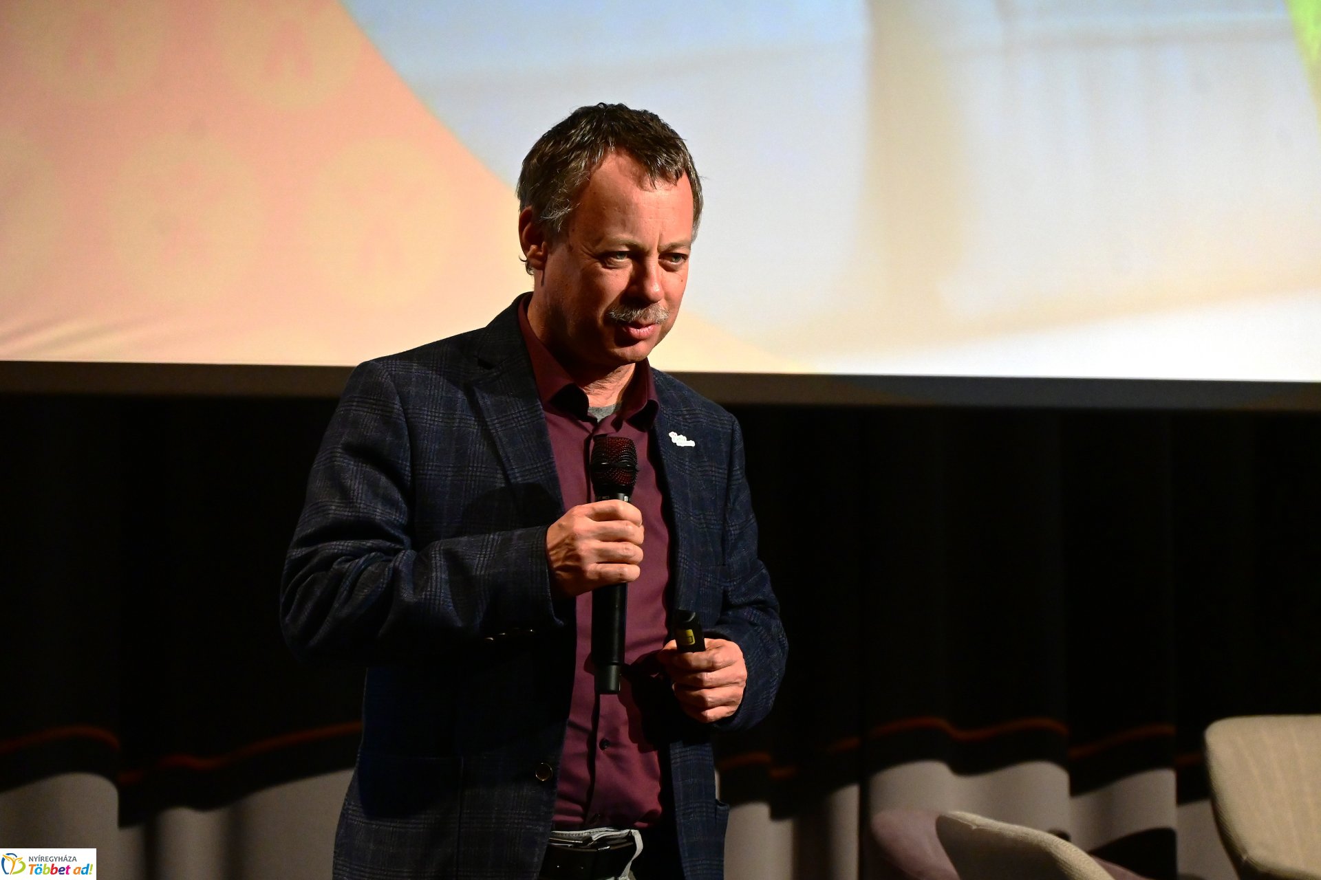 Mozdulj a netről a valóságra! - konferencia a VMKK-ban