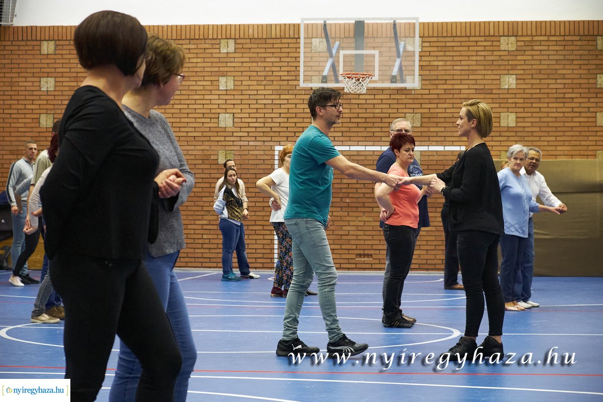 Mozdulj Nyíregyháza - latin táncház