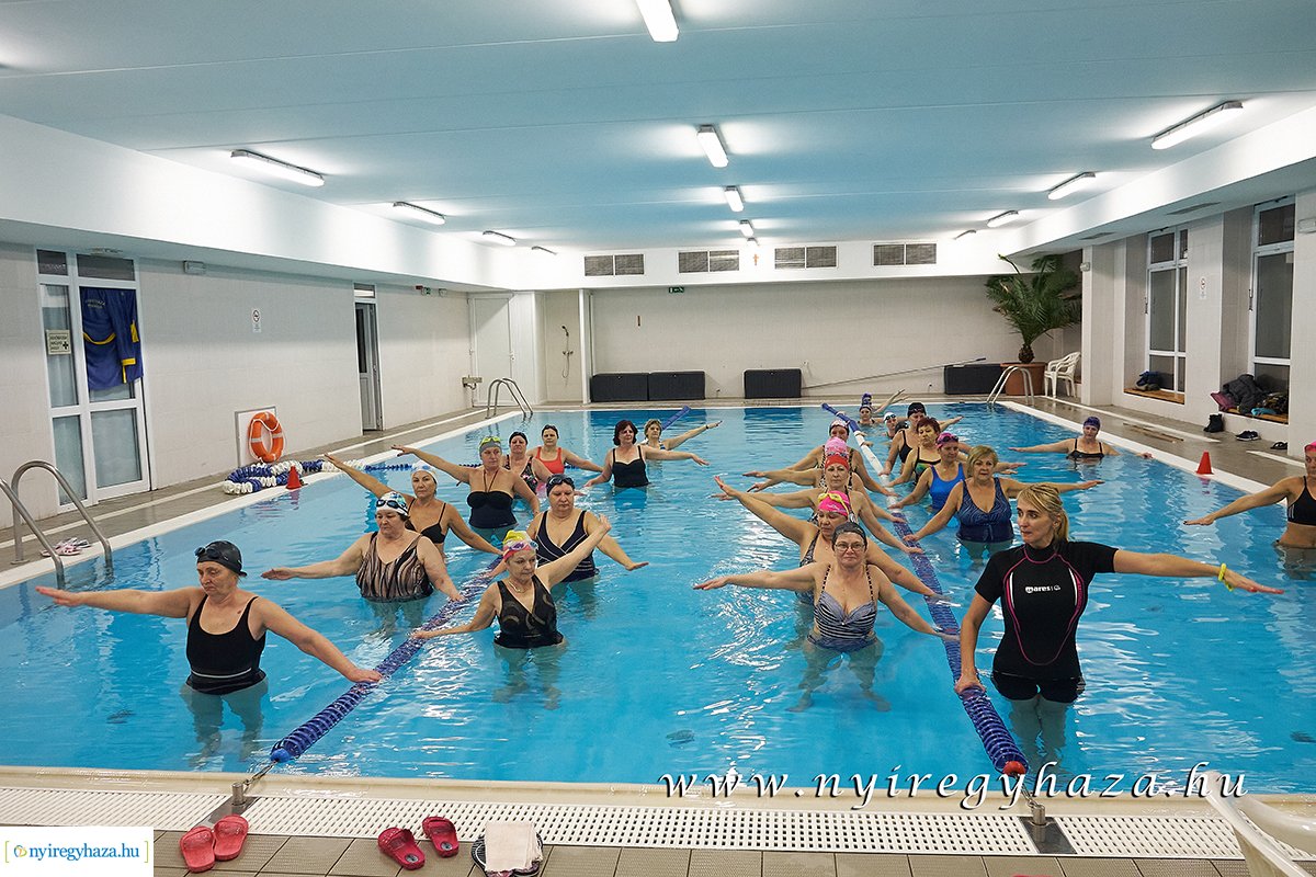Mozdulj Nyíregyháza - női vízitorna és úszásoktatás