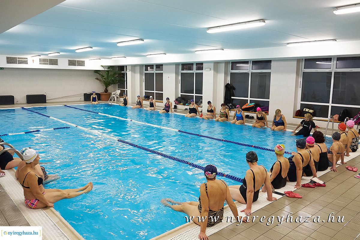 Mozdulj Nyíregyháza - női vízitorna és úszásoktatás
