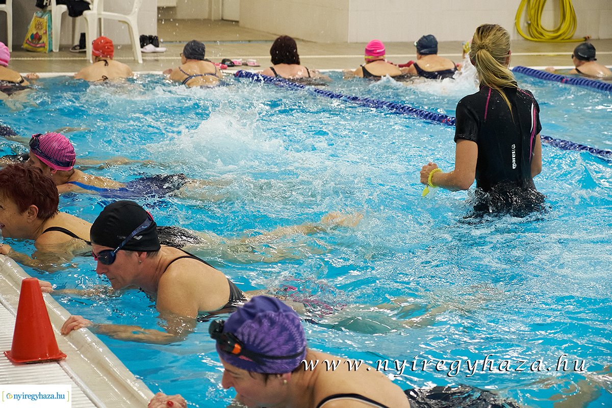 Mozdulj Nyíregyháza - női vízitorna és úszásoktatás