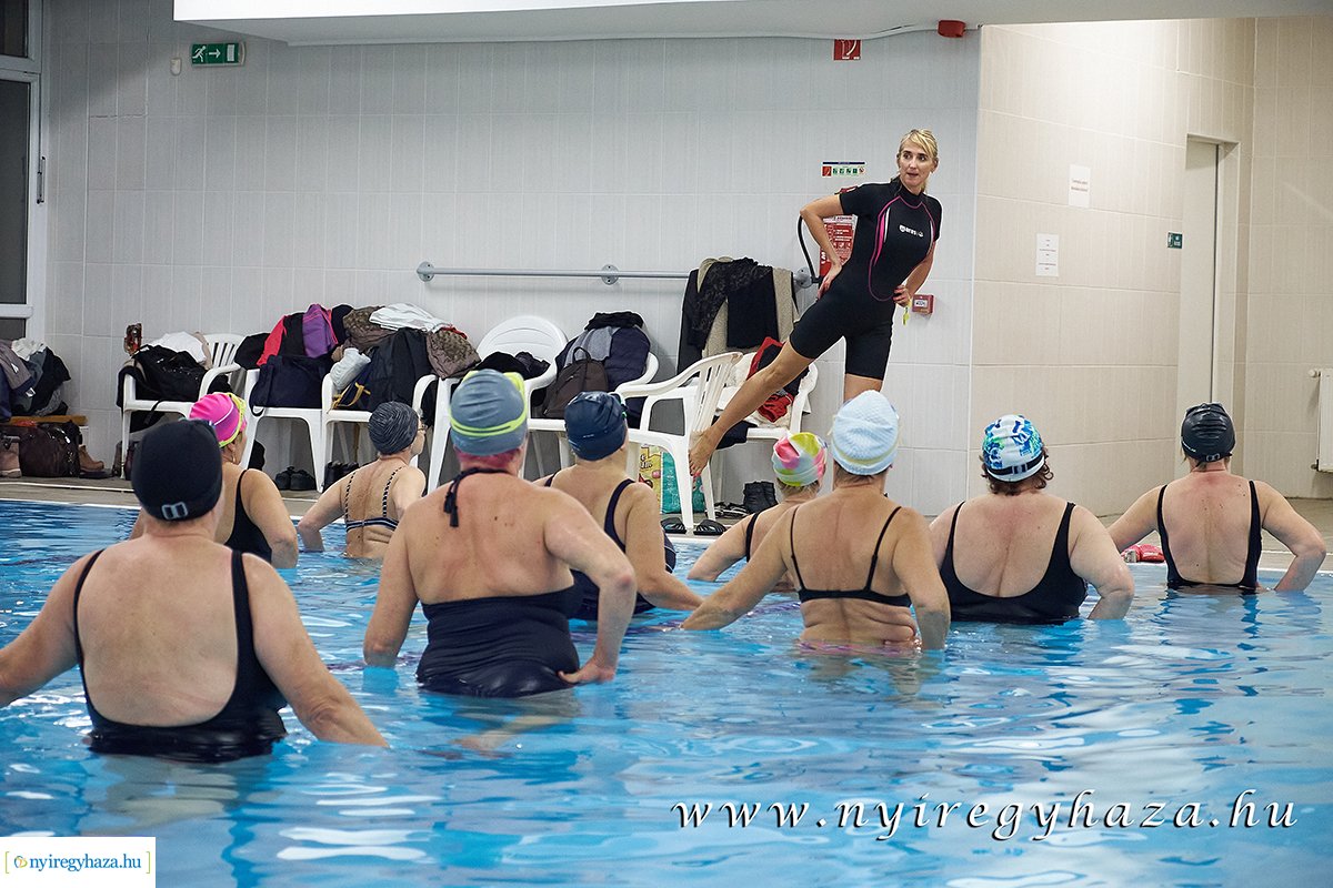 Mozdulj Nyíregyháza - női vízitorna és úszásoktatás
