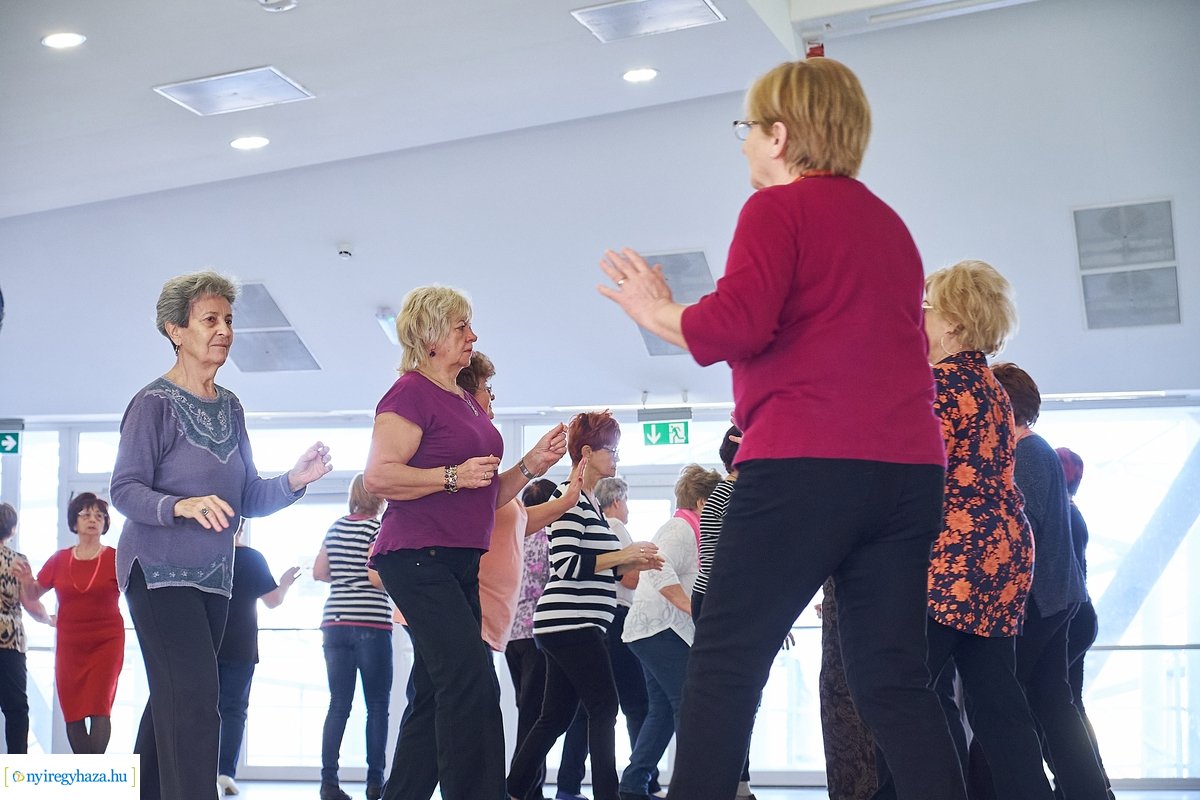 Mozdulj Nyíregyháza - senior örömtánc