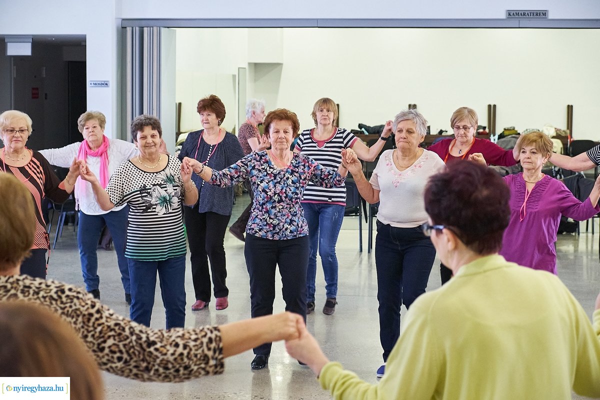 Mozdulj Nyíregyháza - senior örömtánc