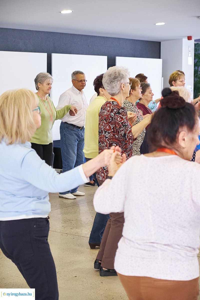 Mozdulj Nyíregyháza - senior örömtánc