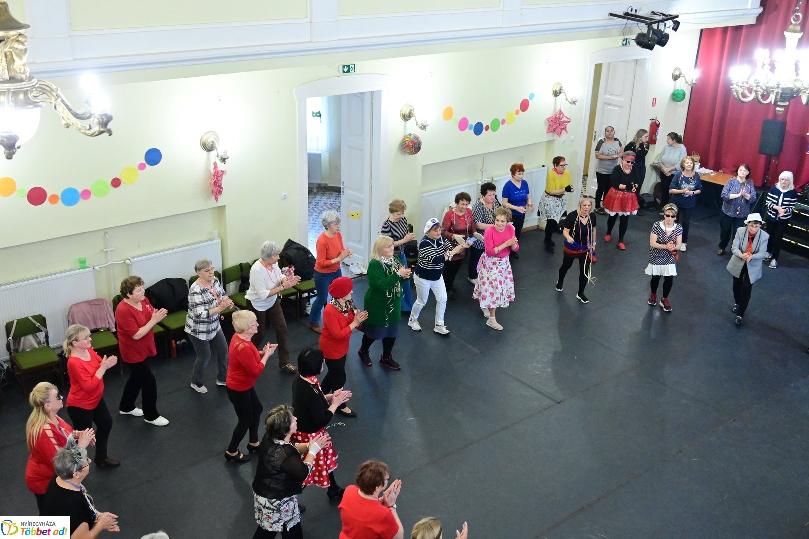 Mozdulj Nyíregyháza - Senior tánc a Kölyökvárban