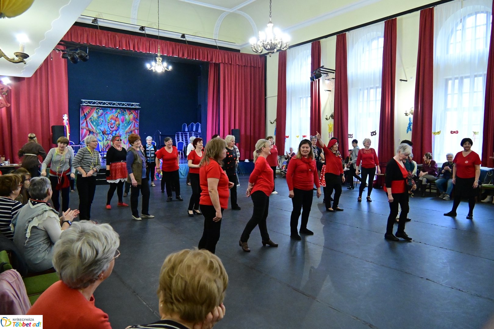 Mozdulj Nyíregyháza - Senior tánc a Kölyökvárban