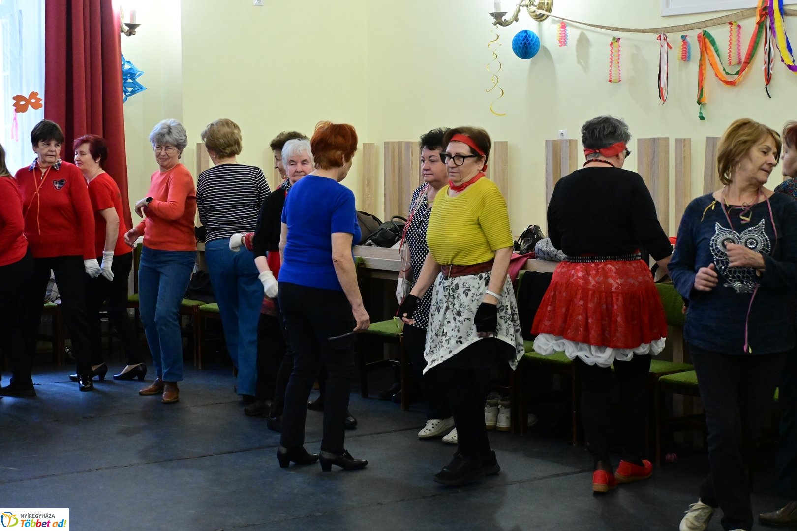 Mozdulj Nyíregyháza - Senior tánc a Kölyökvárban