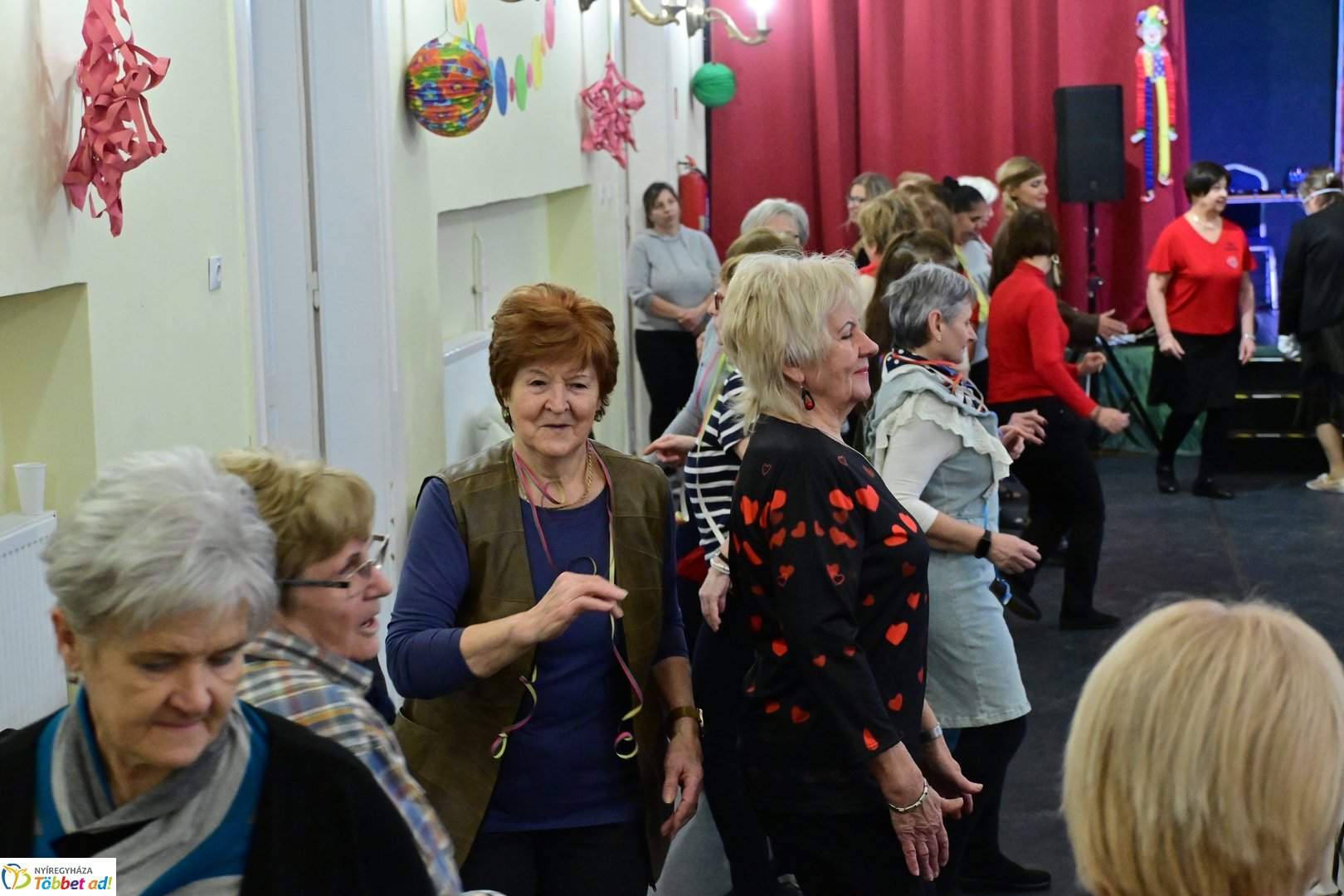 Mozdulj Nyíregyháza - Senior tánc a Kölyökvárban