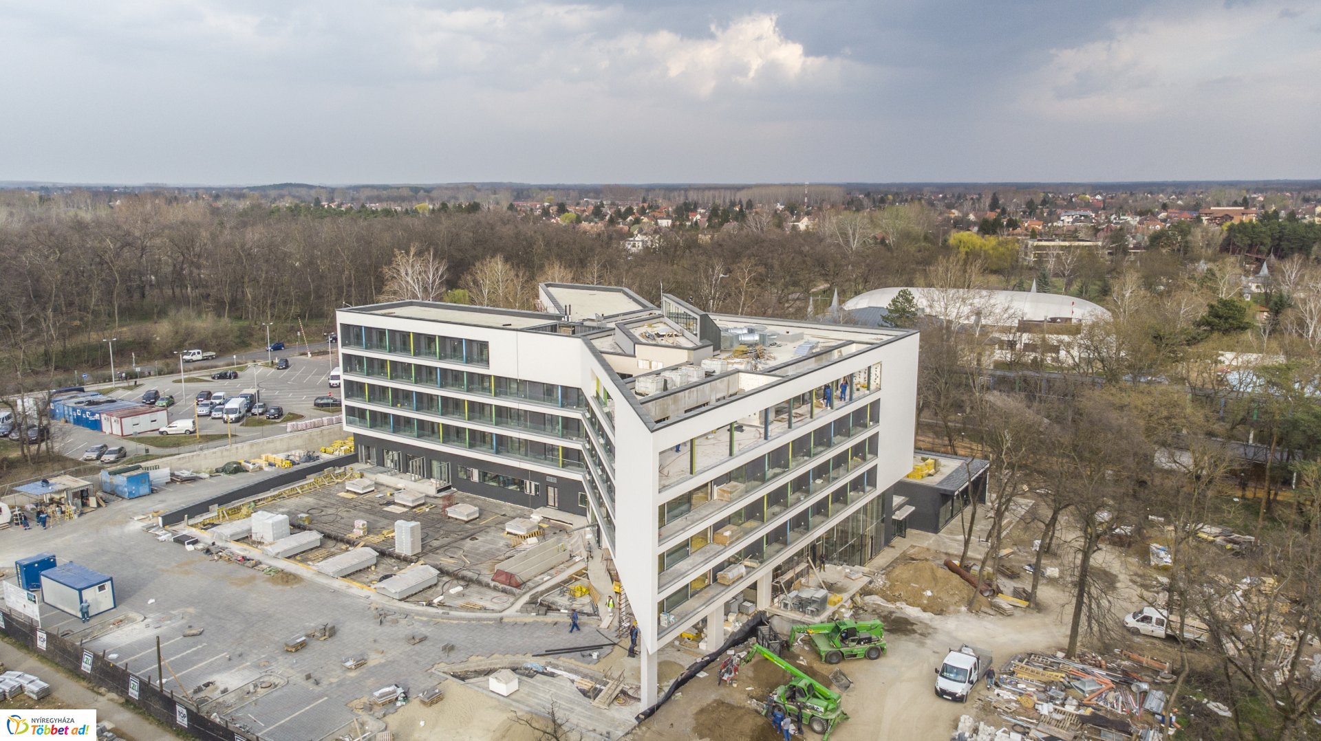 Mozgalmas az élet az új sóstói hotelben