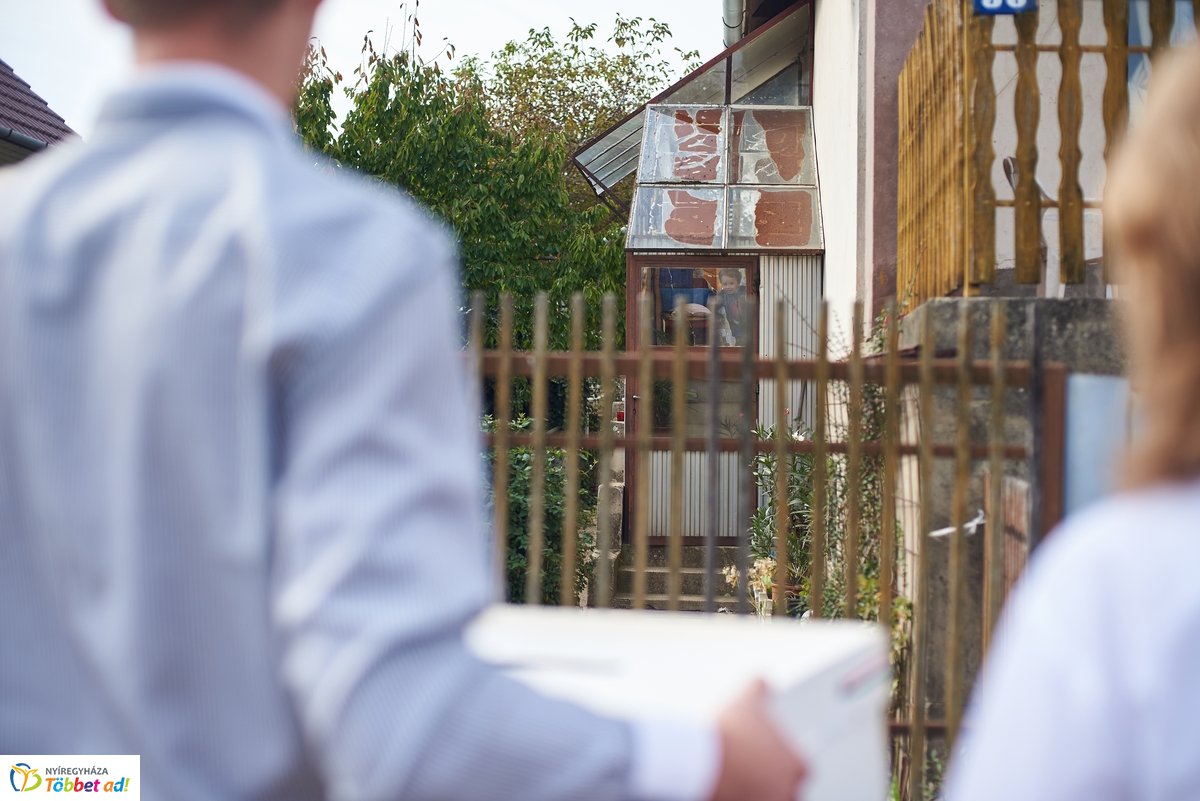 Mozgóurna Rozsrétszőlőn