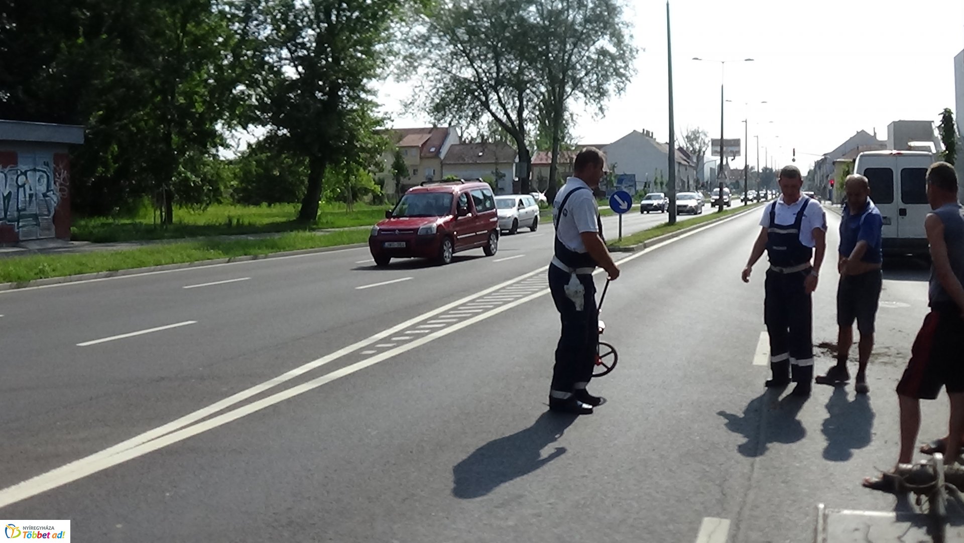 Munkagéppel ütközött