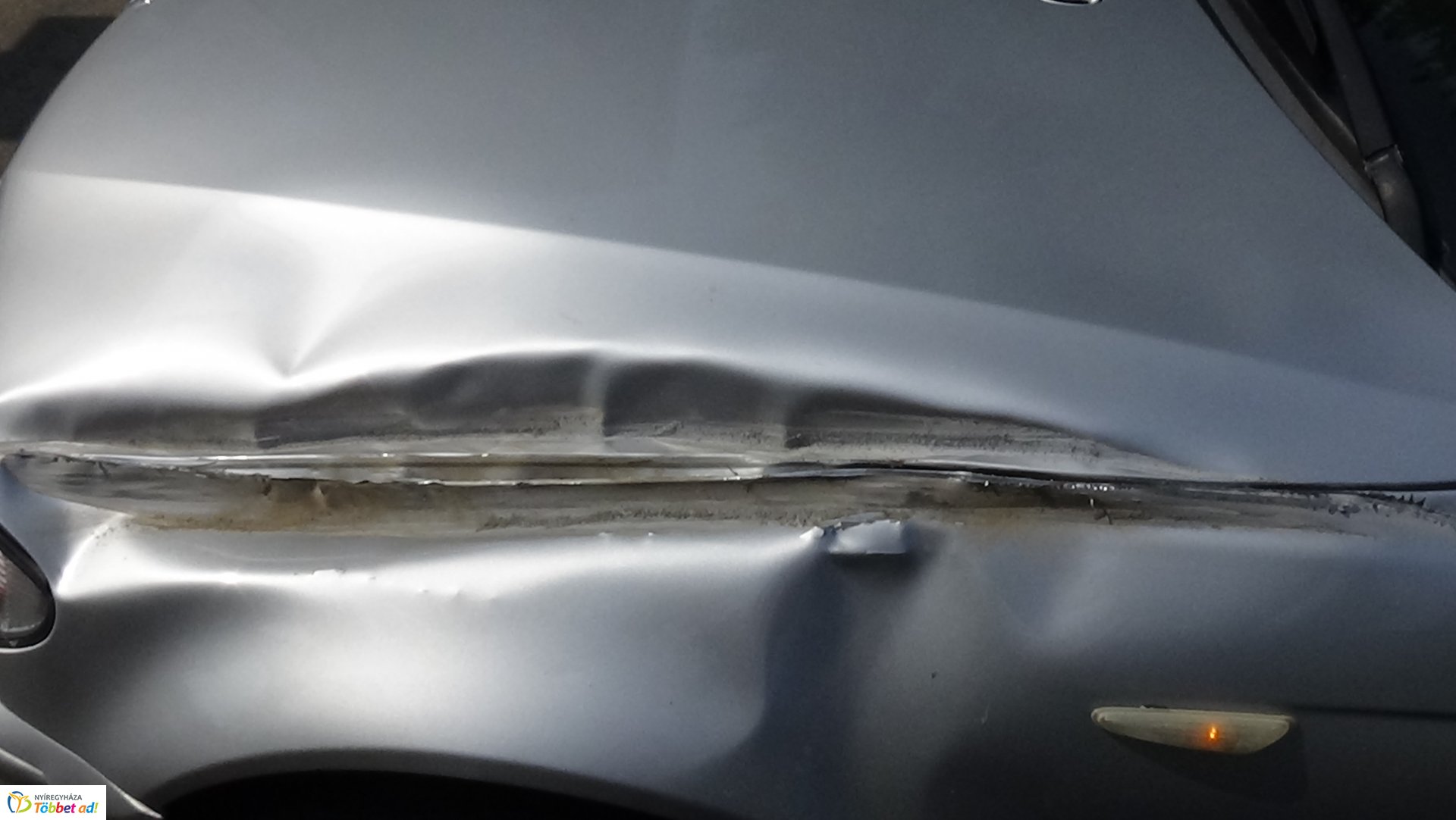 Munkagéppel ütközött