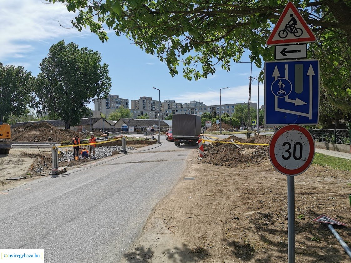 Munkálatok a Család utcán