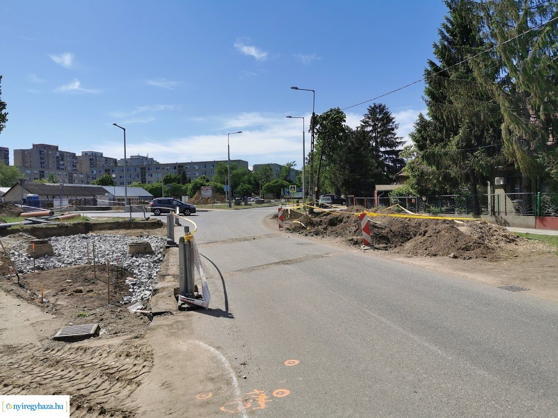 Munkálatok a Család utcán